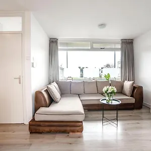https://papillon-flat.zandvoort-hotels.com
