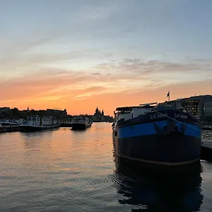 Oda ve Kahvaltı La Mar