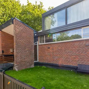 https://bens-the-walton.thehaguehotels.net